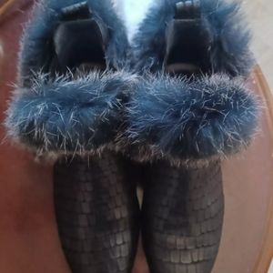 Unity In Diversity Fur Lined Leather Alligator Look Ankle Boots
